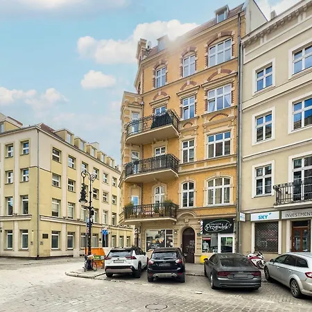 Artsy Close To Market Square By Renters Познань