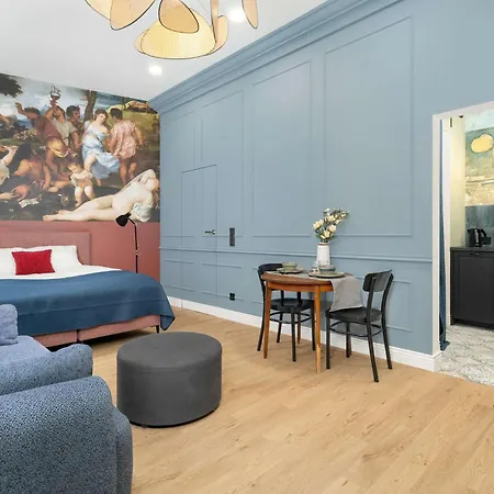 Artsy Close To Market Square By Renters Апартаменты *