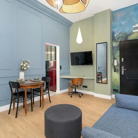 Artsy Close To Market Square By Renters Апартаменты *