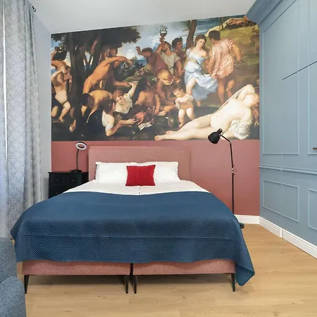 Artsy Close To Market Square By Renters * Posen